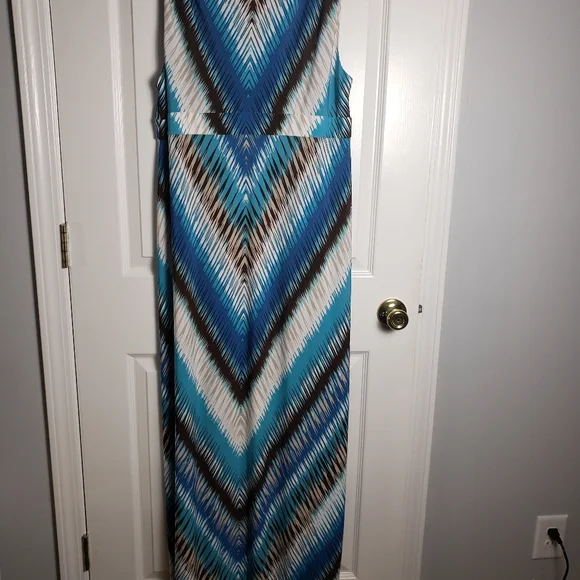 Chicos Sleeveless Maxi Dress - Picture 5 of 6